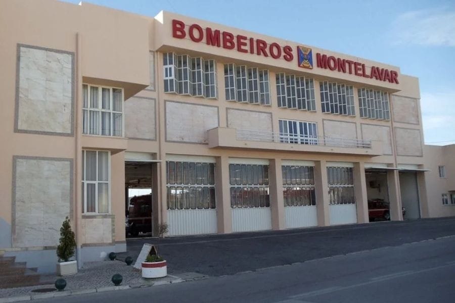 Bombeiros Voluntários de Montelavar